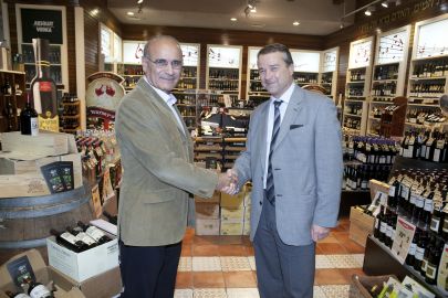 מנכל יקב קסטל בטיב טעם צילום: סטודיו שי ויליץ