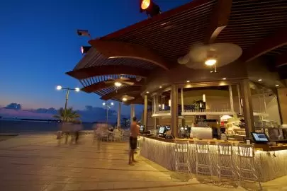 monabeach7512
