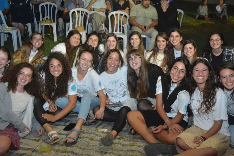 טקס סיום קורס מדריכים באשכולות - צילום ארגון אשכולות