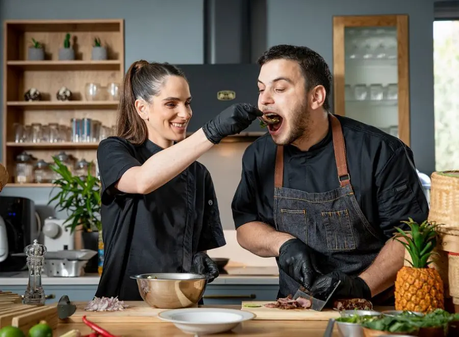 נדב ודניאל סיפור אהבה תאילנדי צילום יאיר ולר