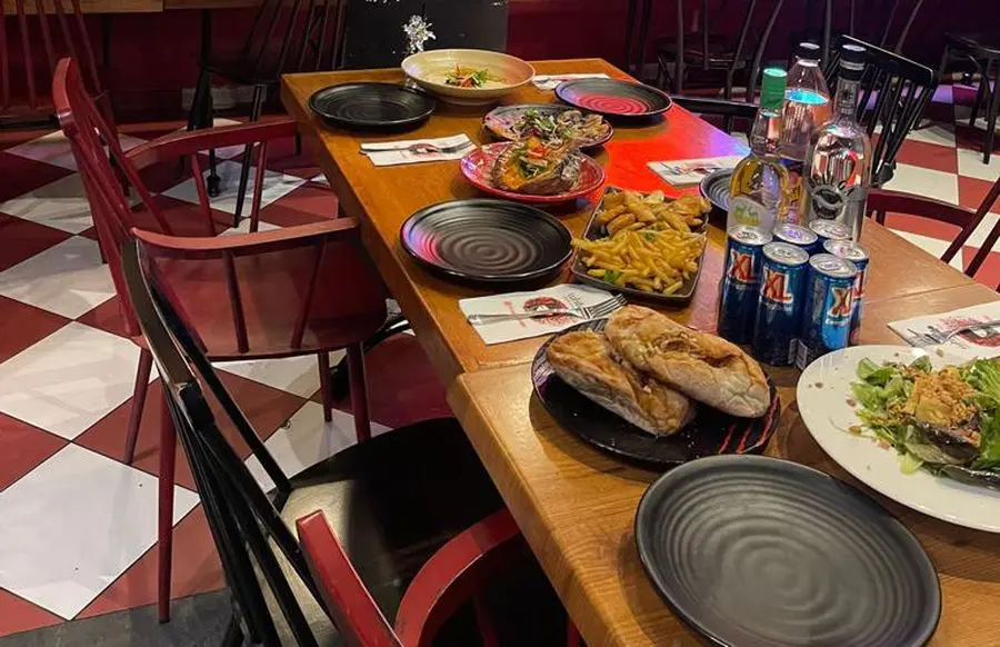 חוגגים וולנטיינס וויט סושי צילום יחסי ציבור