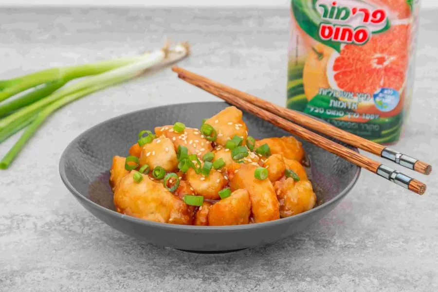 עוף סיני בזיגוג מיץ אשכוליות אדומות צילום אולגה טוכשר