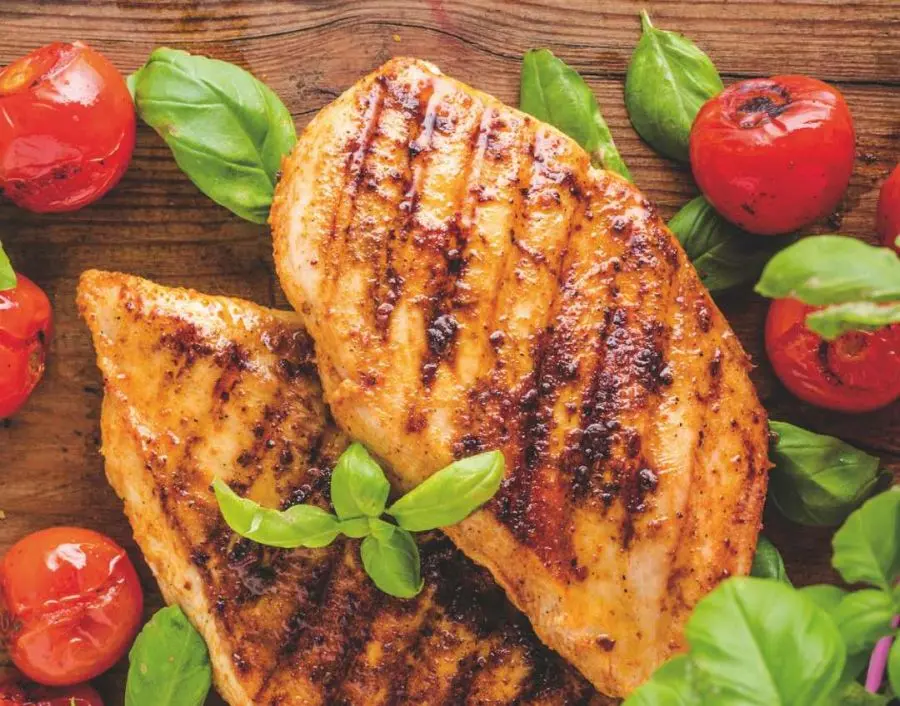 חזה עוף במרינדה צילום קופרבוש סטודיו